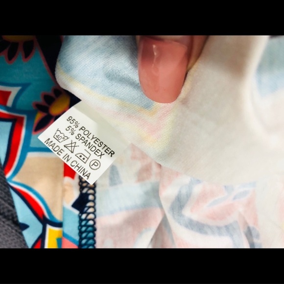 NWOT SUPER CUTE Geometric Medley FUN COLORFUL PRINT PATTERN Swift Tunic DRESS - Picture 6 of 6